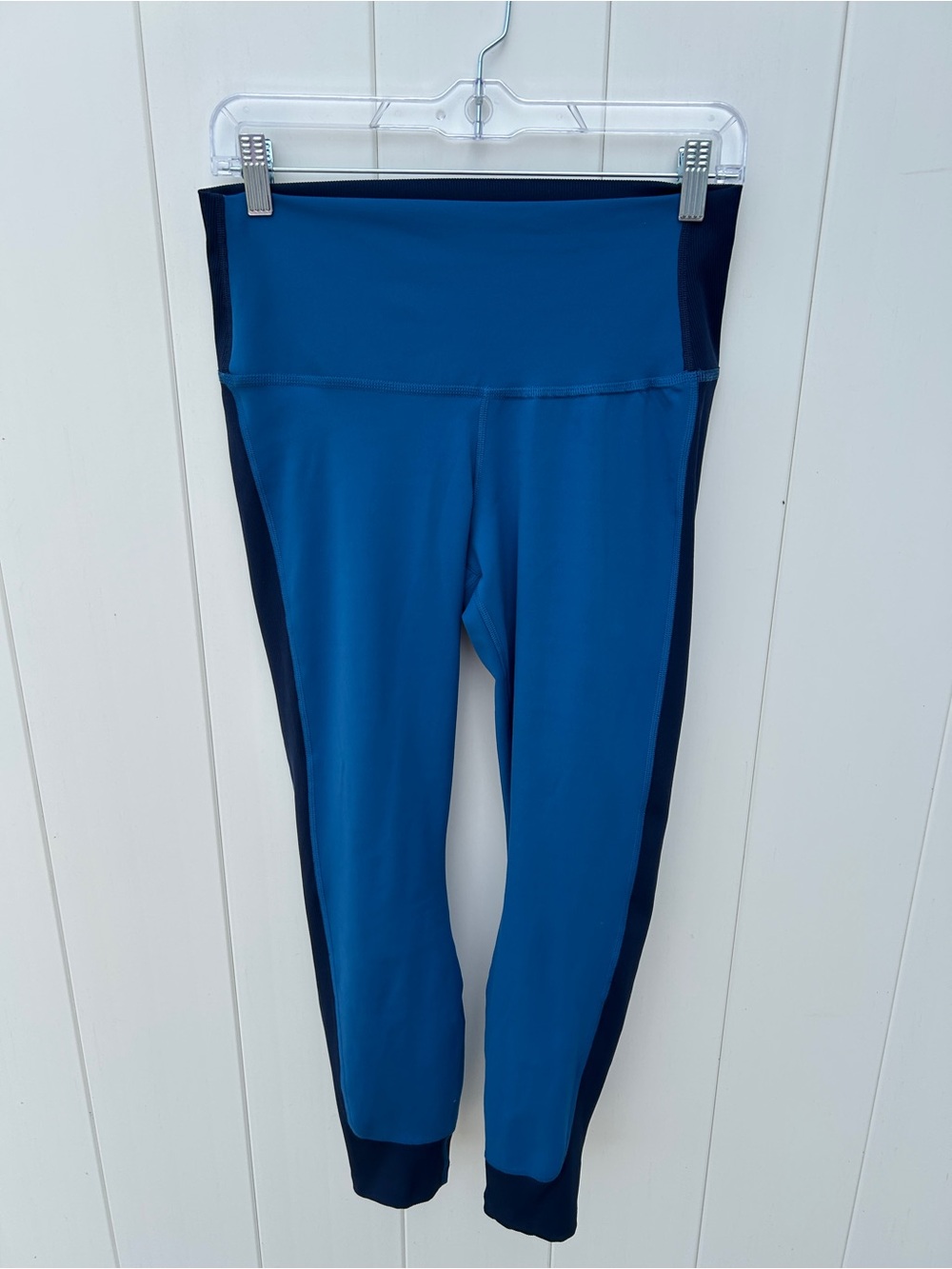 Nike Two-Tone Blue High-Rise Leggings